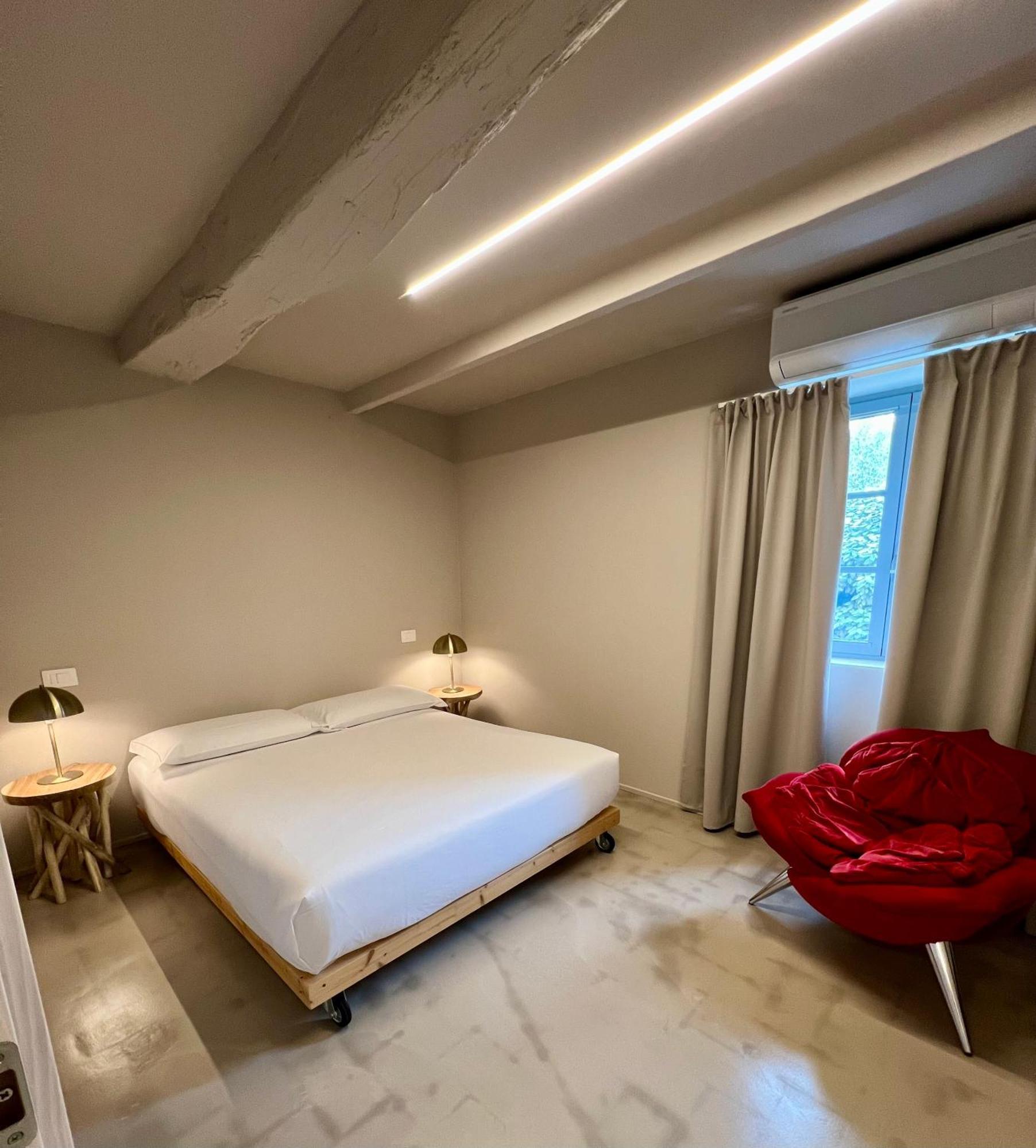 Palazzo Del Papa Country Suites سيينا المظهر الخارجي الصورة