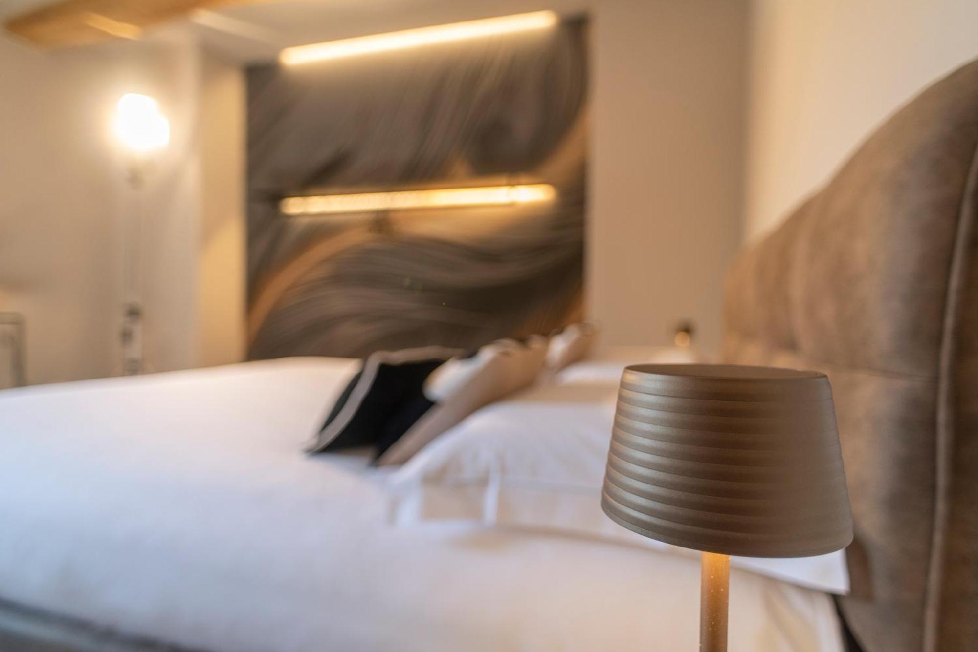 Palazzo Del Papa Country Suites سيينا المظهر الخارجي الصورة